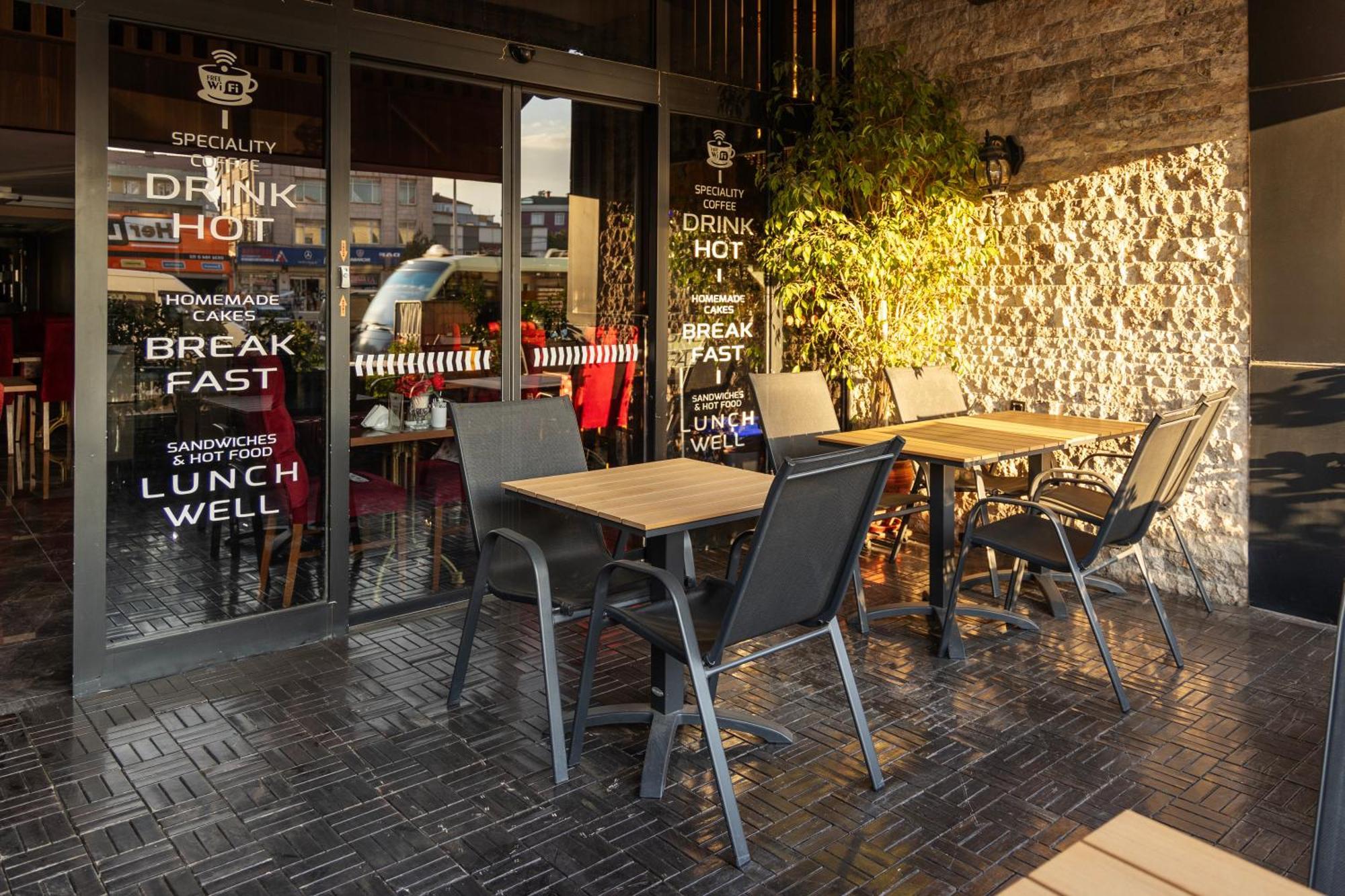 Classes Hotel Airport Istanbul Exterior photo