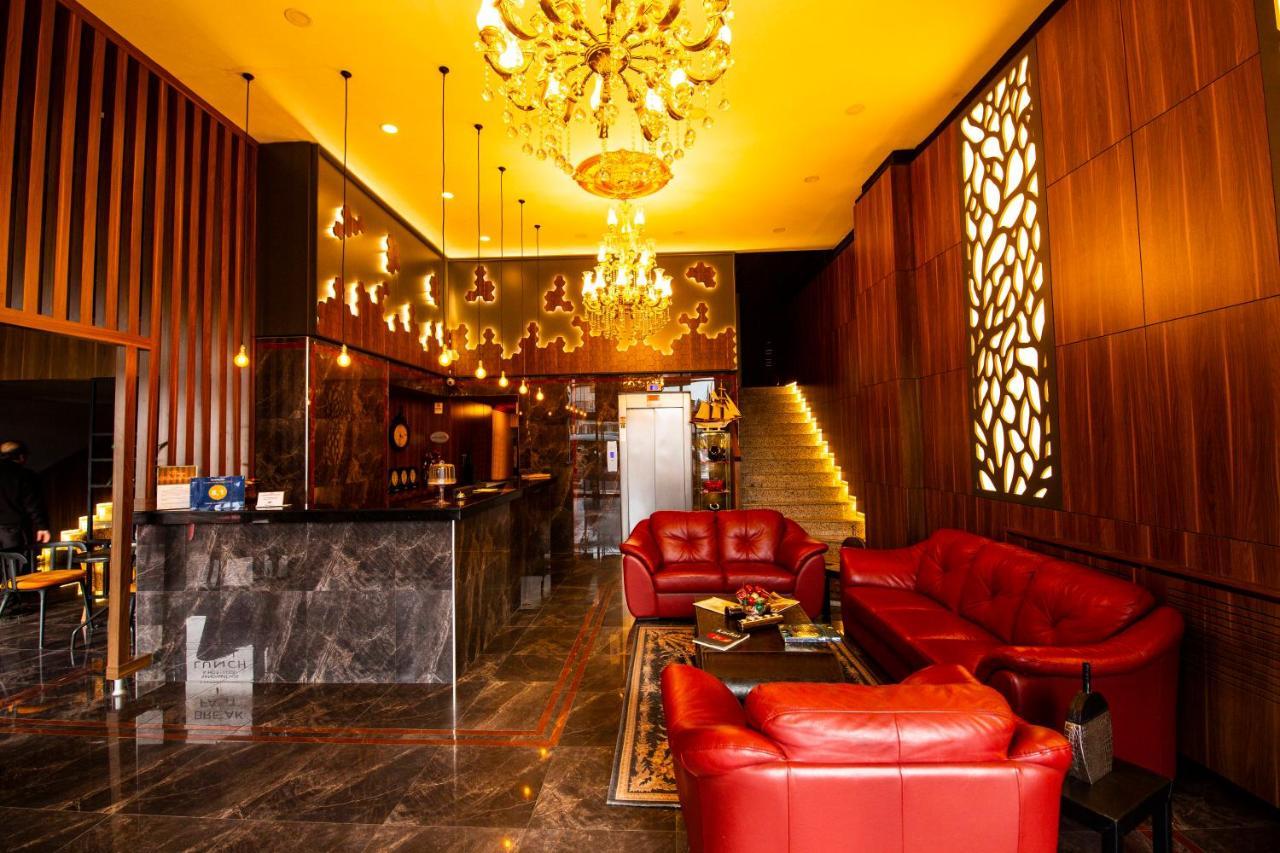 Classes Hotel Airport Istanbul Exterior photo